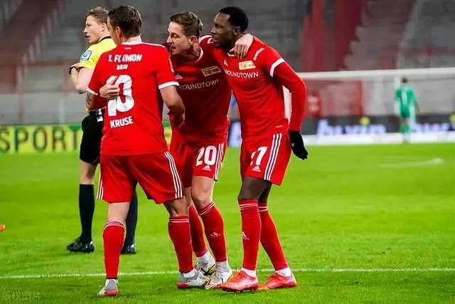 曼联新帅迎最大考验？数据示阿森纳乘胜追击