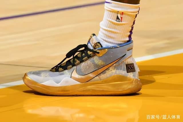 约基奇35+17+12掘金逆转猛龙 绿军大胜开拓者